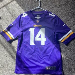 Men’s Medium Nike Diggs Vikings Jersey